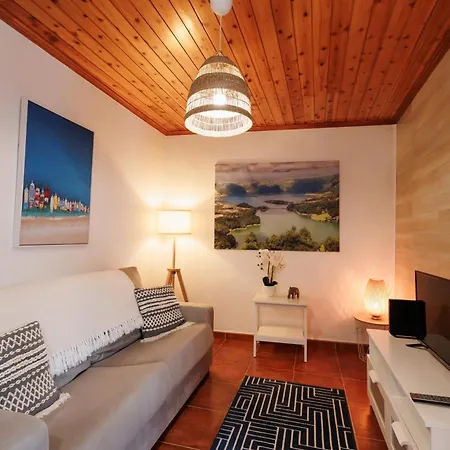 Cozy Beach House Ribeira Grande Exterior photo